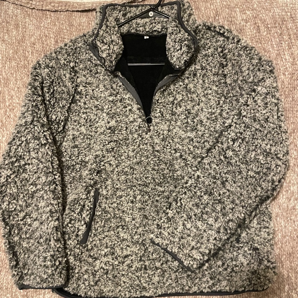 Women’s Sherpa pullover